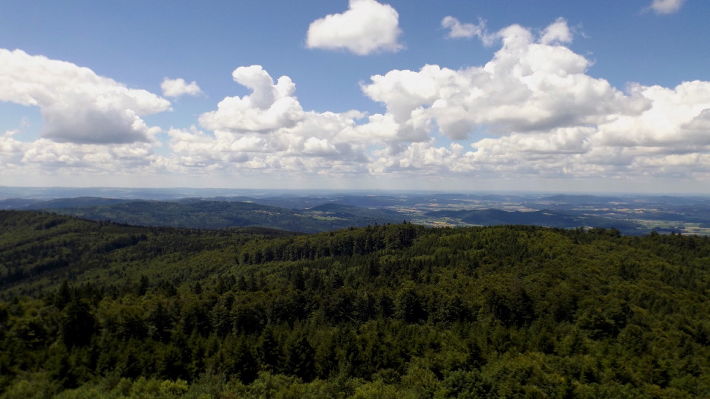 Klammerfels, Herzogau und der Perlsee, Waldmünchen versteckt sich hinter dem Kramberg