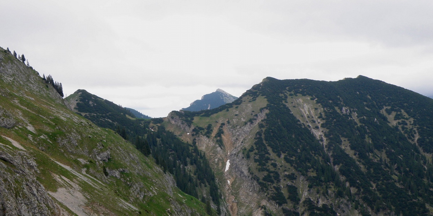 Hinter dem Weitalpjoch schaut tatsächlich die Scheinbergspitze hervor