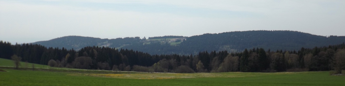 Birkenberg, in der Mitte Maibrunn
