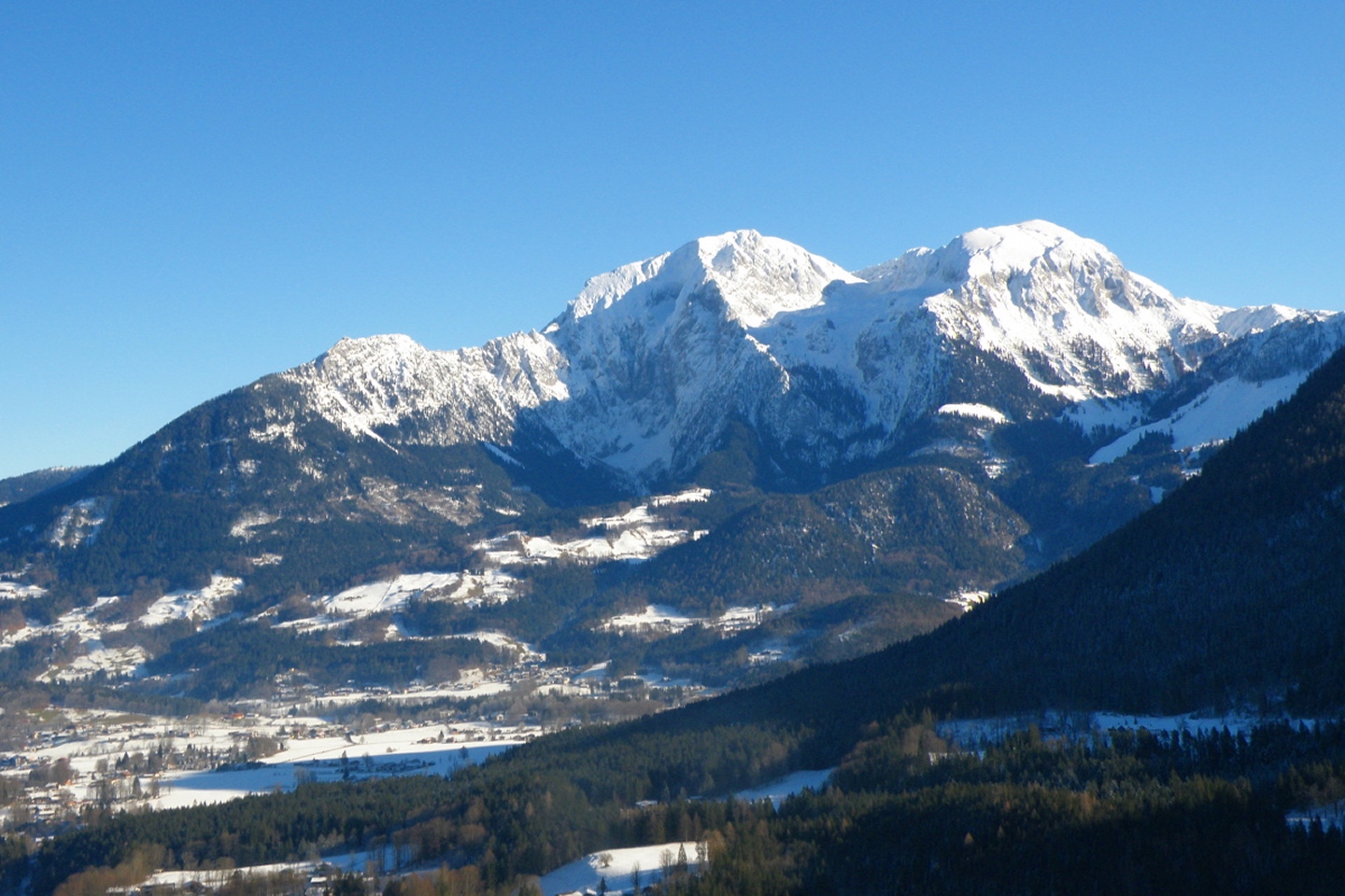Berchtesgaden vor dem Göllstock